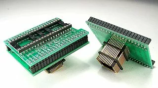 LIF socket for 40-pin DIP to 44-pin PLCC adapters, designed for gentle handling of electronic components.